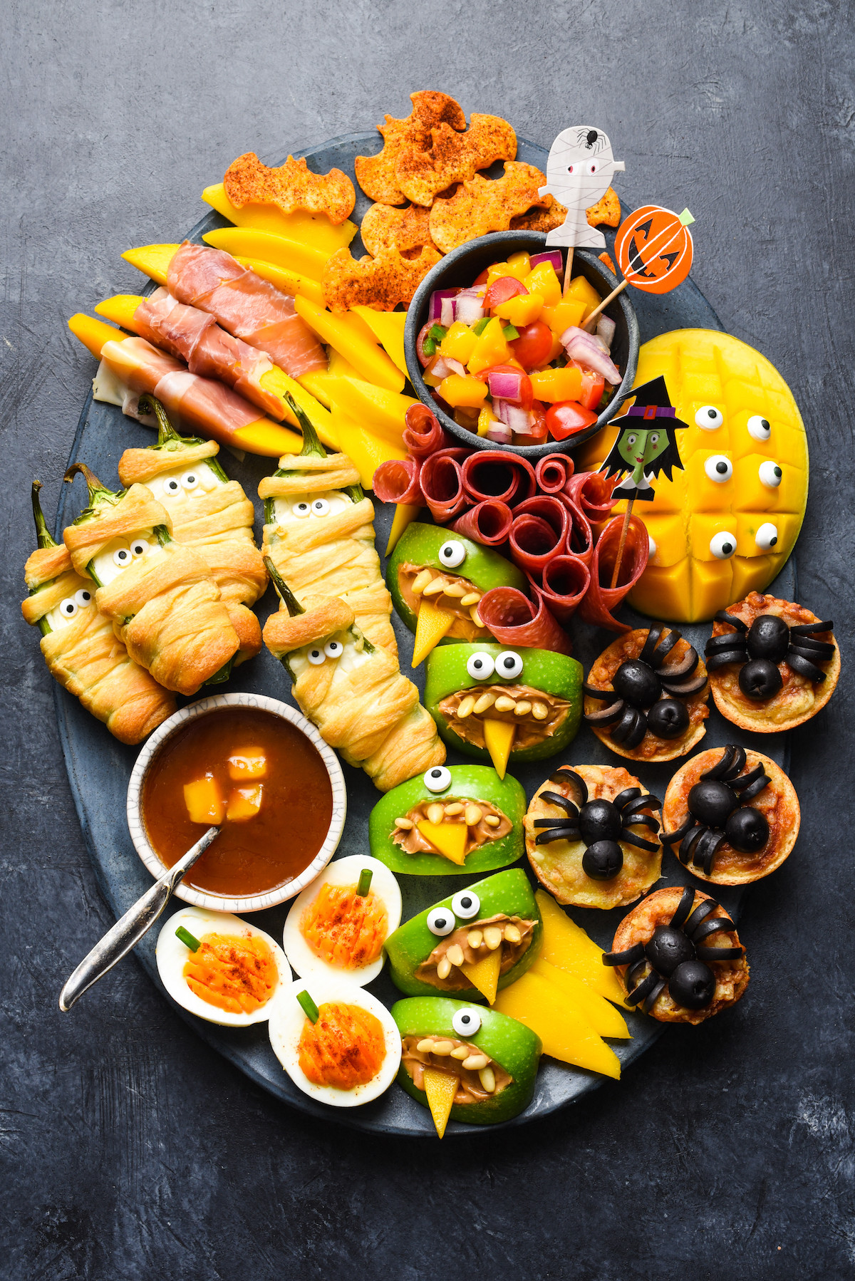 Spooky Party Food Ideas For Halloween
 Halloween Snack Dinner Foxes Love Lemons