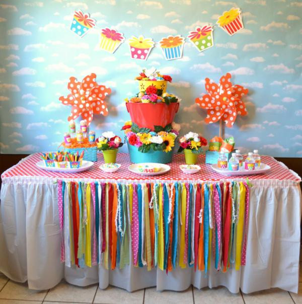 Spring Birthday Party Ideas
 Kara s Party Ideas Cupcake in Bloom Spring Dessert Party