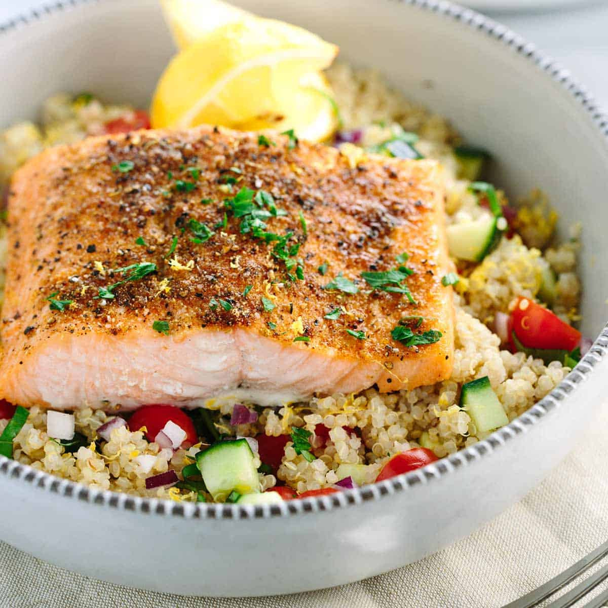 Spring Fish Recipes
 Mediterranean Spiced Salmon and Ve able Quinoa