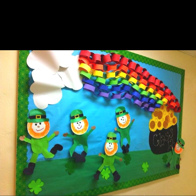 St Patrick Day Bulletin Board Ideas
 St Patrick’s Day bulletin board – Preschoolplanet