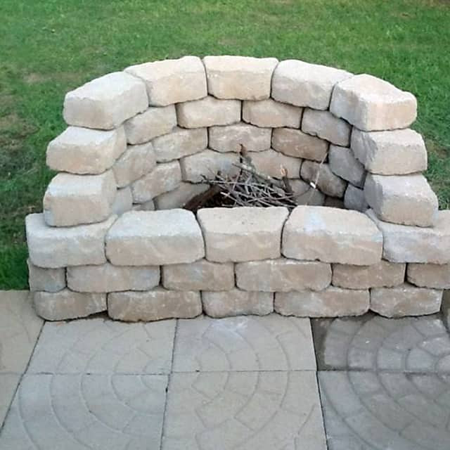 Stone Fire Pit Ideas
 How to Be Creative with Stone Fire Pit Designs Backyard