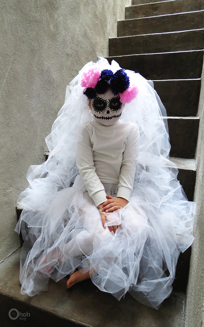 Sugar Skull Costume DIY
 DIY Halloween costume The sugar skull bride Ohoh Blog