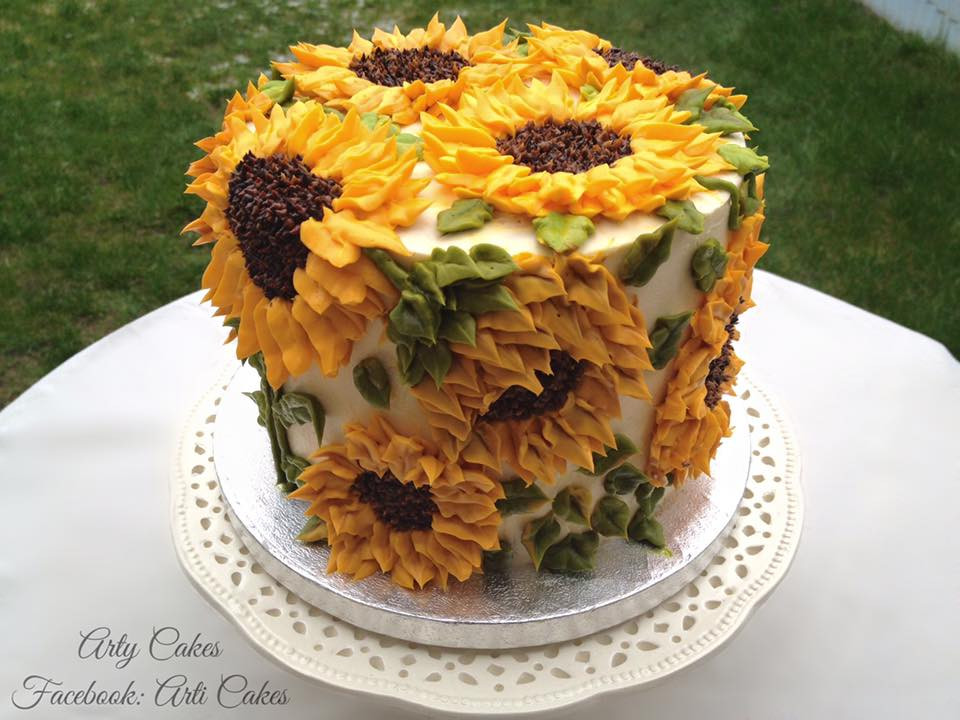 Sunflower Birthday Cake
 Our Most Favorite Fall and Thanksgiving Cakes & Designs