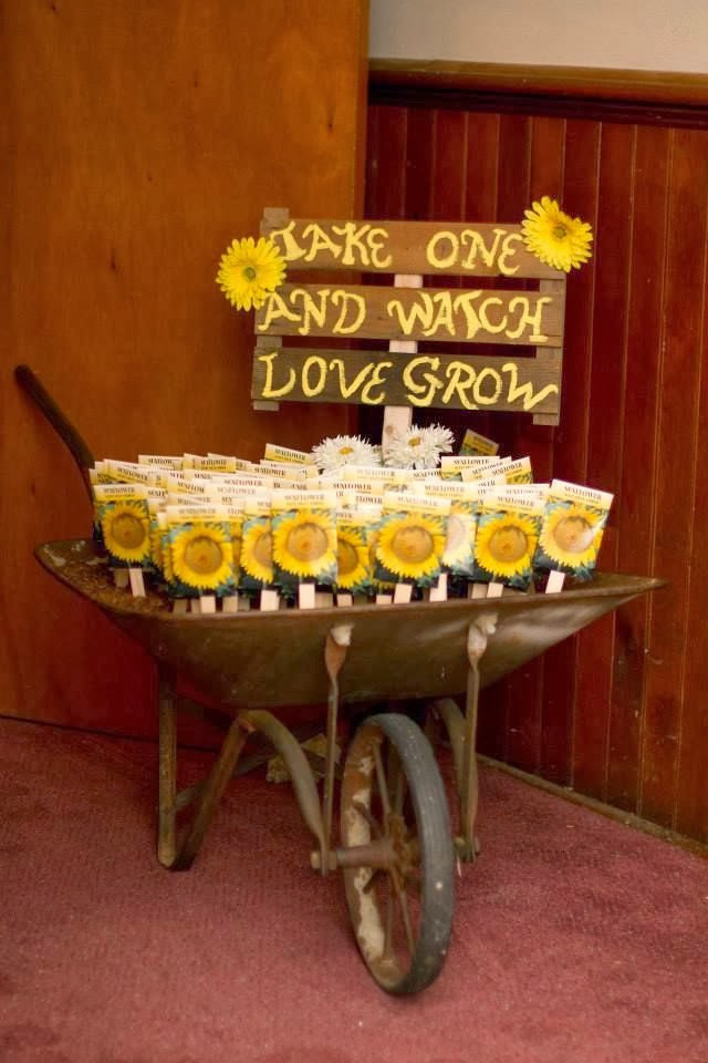 Sunflower Wedding Favors
 Memorable Wedding Sunflower Wedding Theme A Sunny Idea