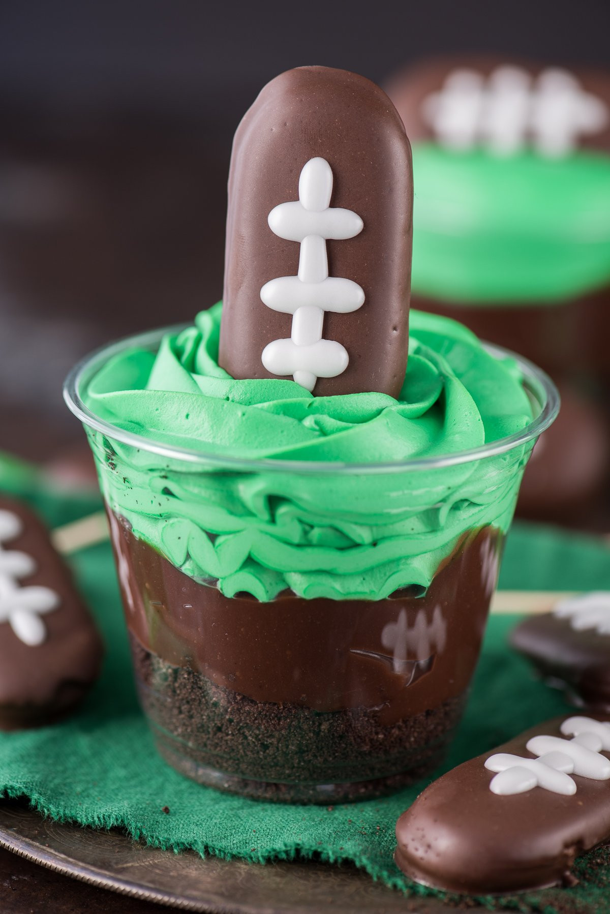 Super Bowl Sweets Recipes
 13 Football Shaped Desserts for an Awesome Super Bowl Party