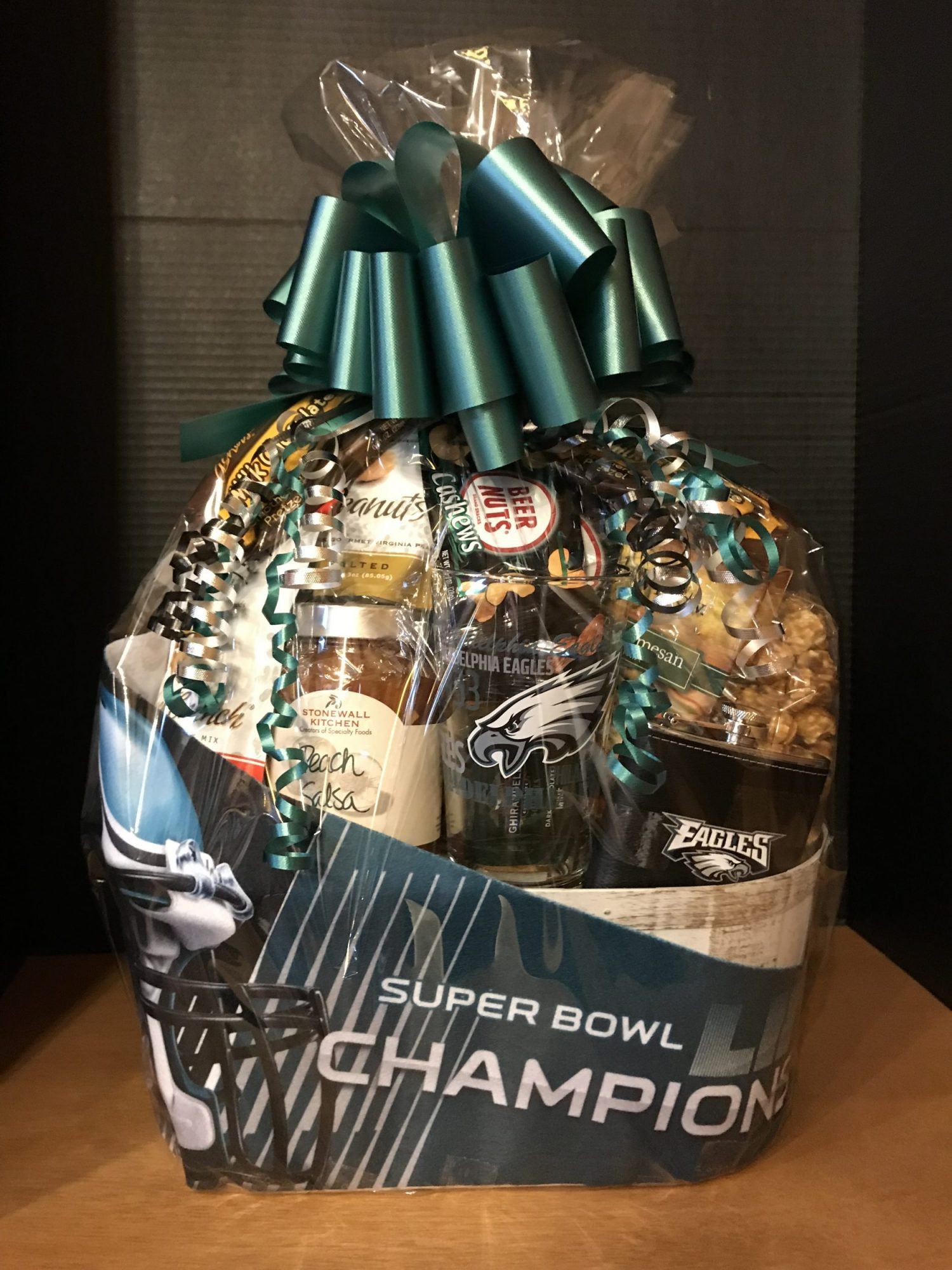 Superbowl Gift Basket Ideas
 22 the Best Ideas for Super Bowl Gift Baskets Ideas