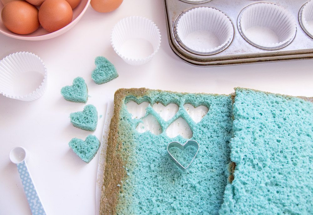 Surprise Gender Reveal Party Ideas
 Surprise Inside Cupcakes & Other Gender Reveal Party Ideas