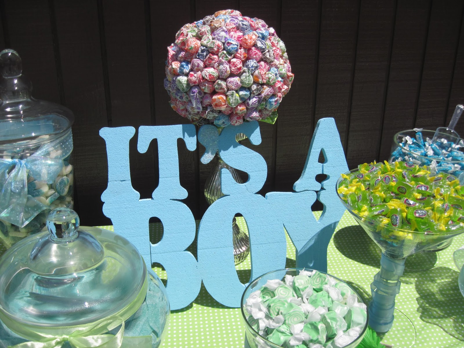 Table Decor For Baby Shower
 31 Baby Shower Candy Table Decoration Ideas