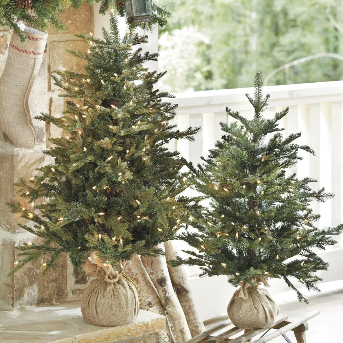 Table Top Christmas Trees
 Get the Joyful Christmas Nuance in Your Home by Decorating