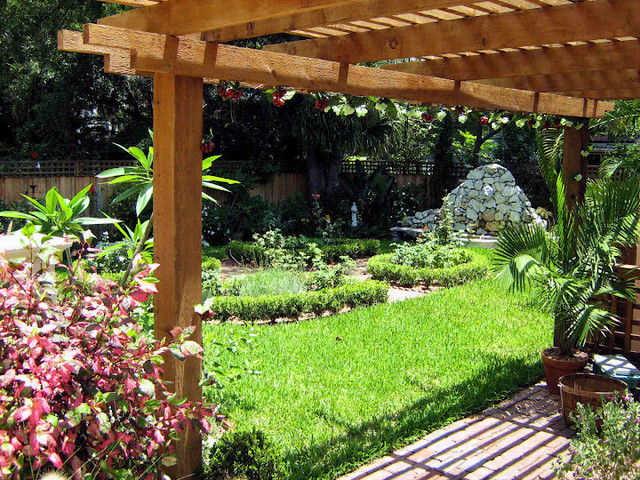 Tampa Landscape Design
 South Tampa Mediterranean Installation Traditional