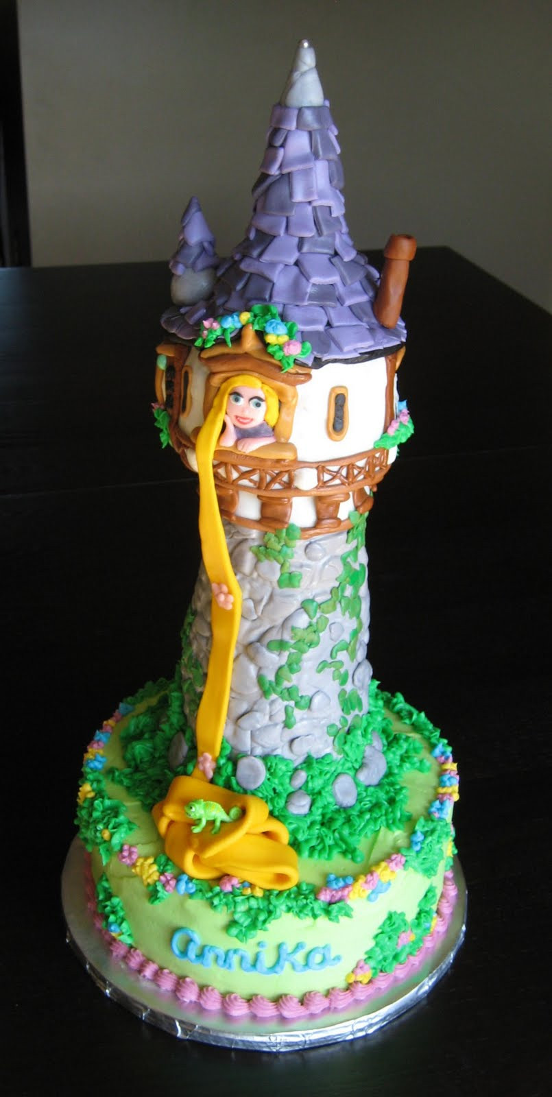 Tangled Birthday Cake
 Custom Cakes by Julie Rapunzel Tangled Cake