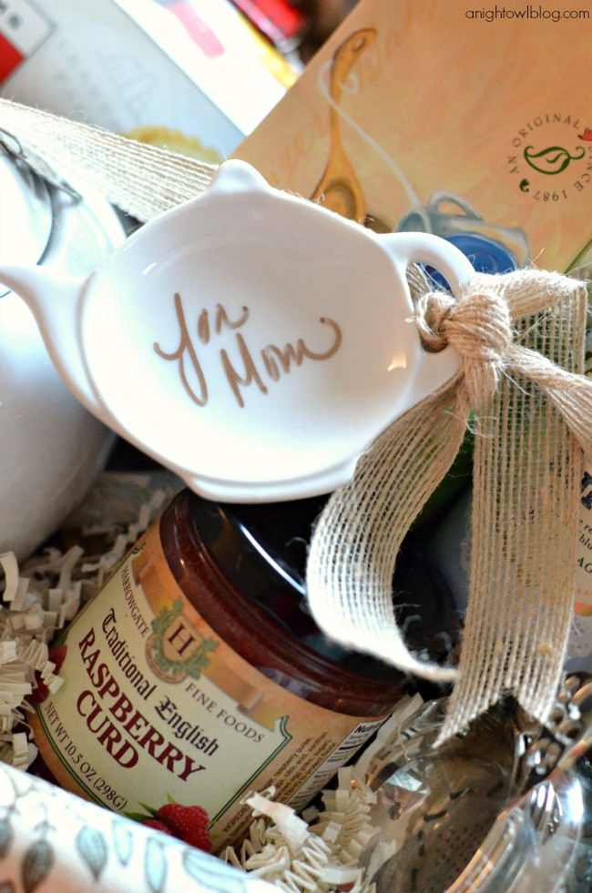 Tea Party Gift Ideas
 English Tea Party Gift Basket