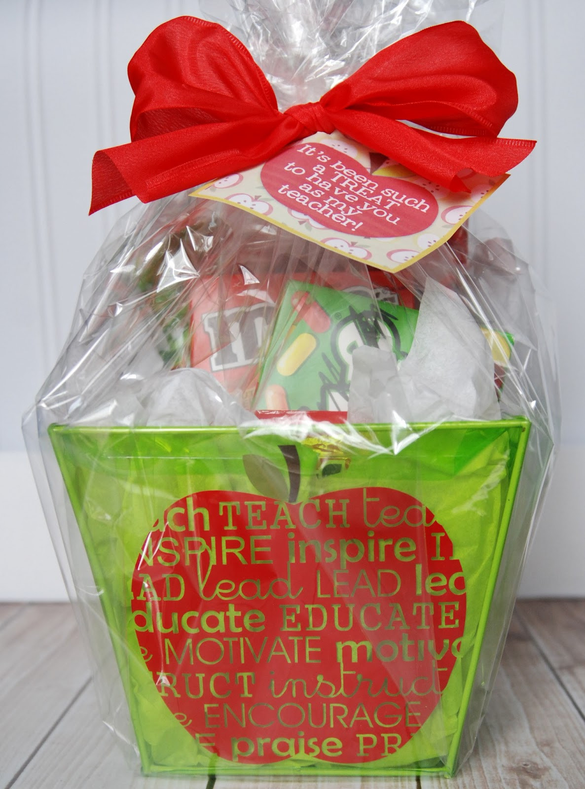 Teacher Appreciation Gifts DIY
 Teacher Appreciation Gift Idea for Silhouette and Cricut