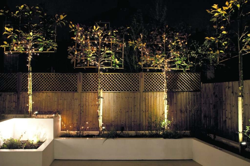 Terrace Landscape Lighting
 Lighting designer Paul Nulty on how to make the most of a