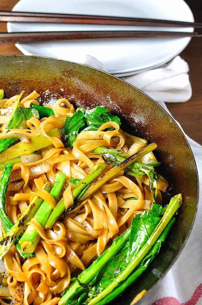 Thai Noodles Recipe Vegetarian
 Ve arian Thai Noodles Pad See Ew