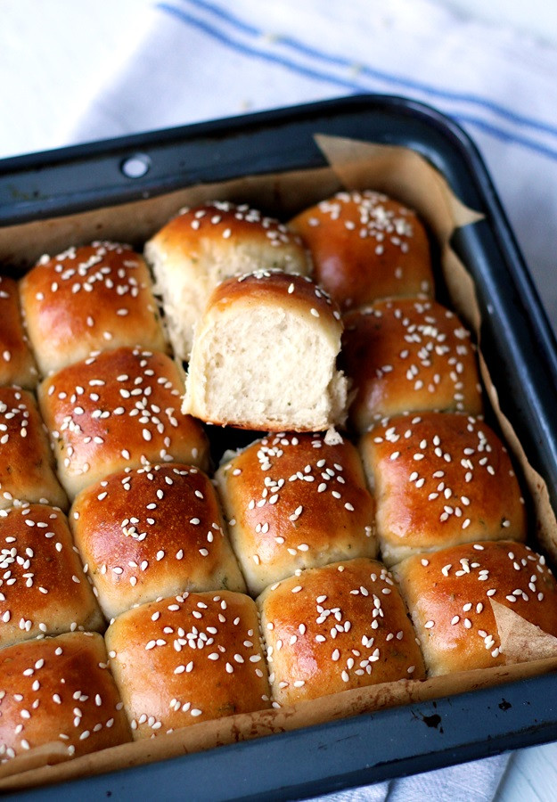 Thanksgiving Dinner Roll
 Fluffy Thanksgiving Dinner Rolls Little Vienna