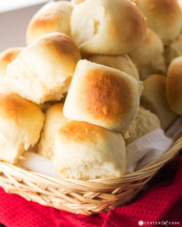 Thanksgiving Dinner Roll
 Fast and Easy Dinner Rolls Recipe