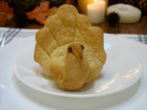 Thanksgiving Dinner Roll
 Turkey Shaped Dinner Rolls B Lovely Events