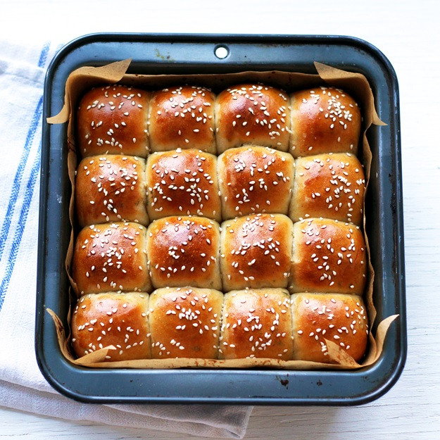 Thanksgiving Dinner Roll
 Fluffy Thanksgiving Dinner Rolls Little Vienna