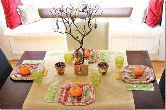 Thanksgiving Kids Table
 Ideas For Creating Fun And Interactive Thanksgiving Tables