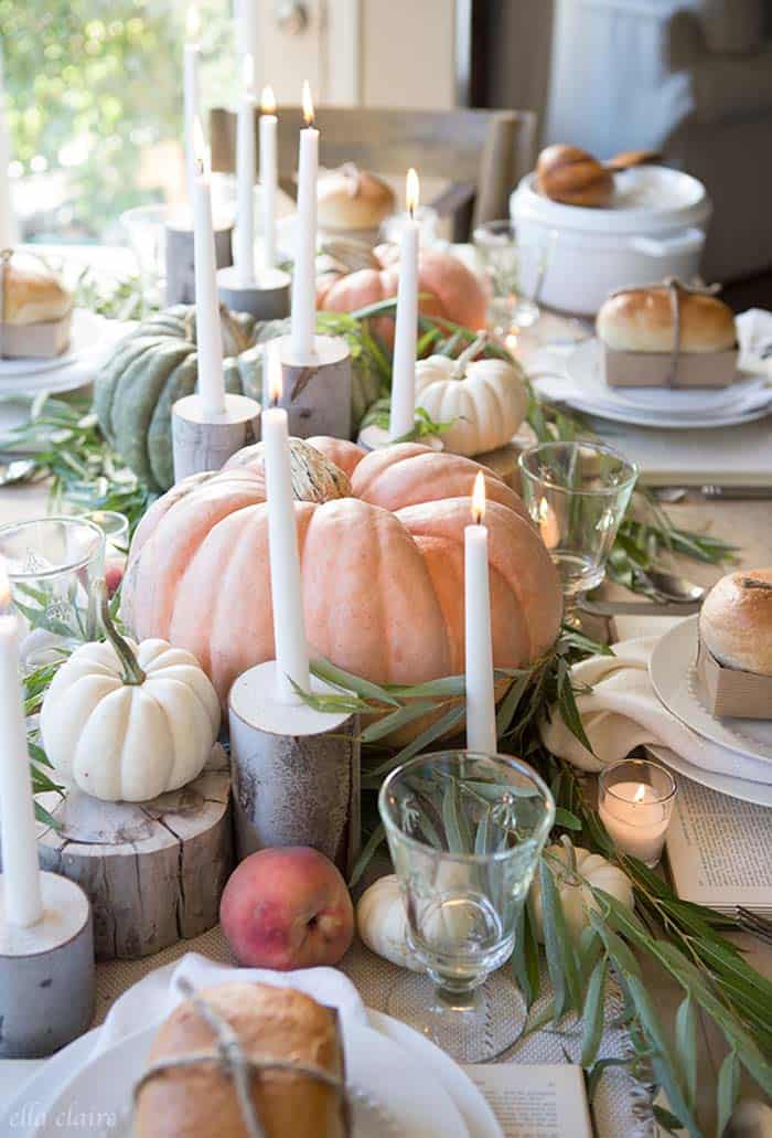 Thanksgiving Table Decorations
 20 Thanksgiving tablescape decorating ideas with natural