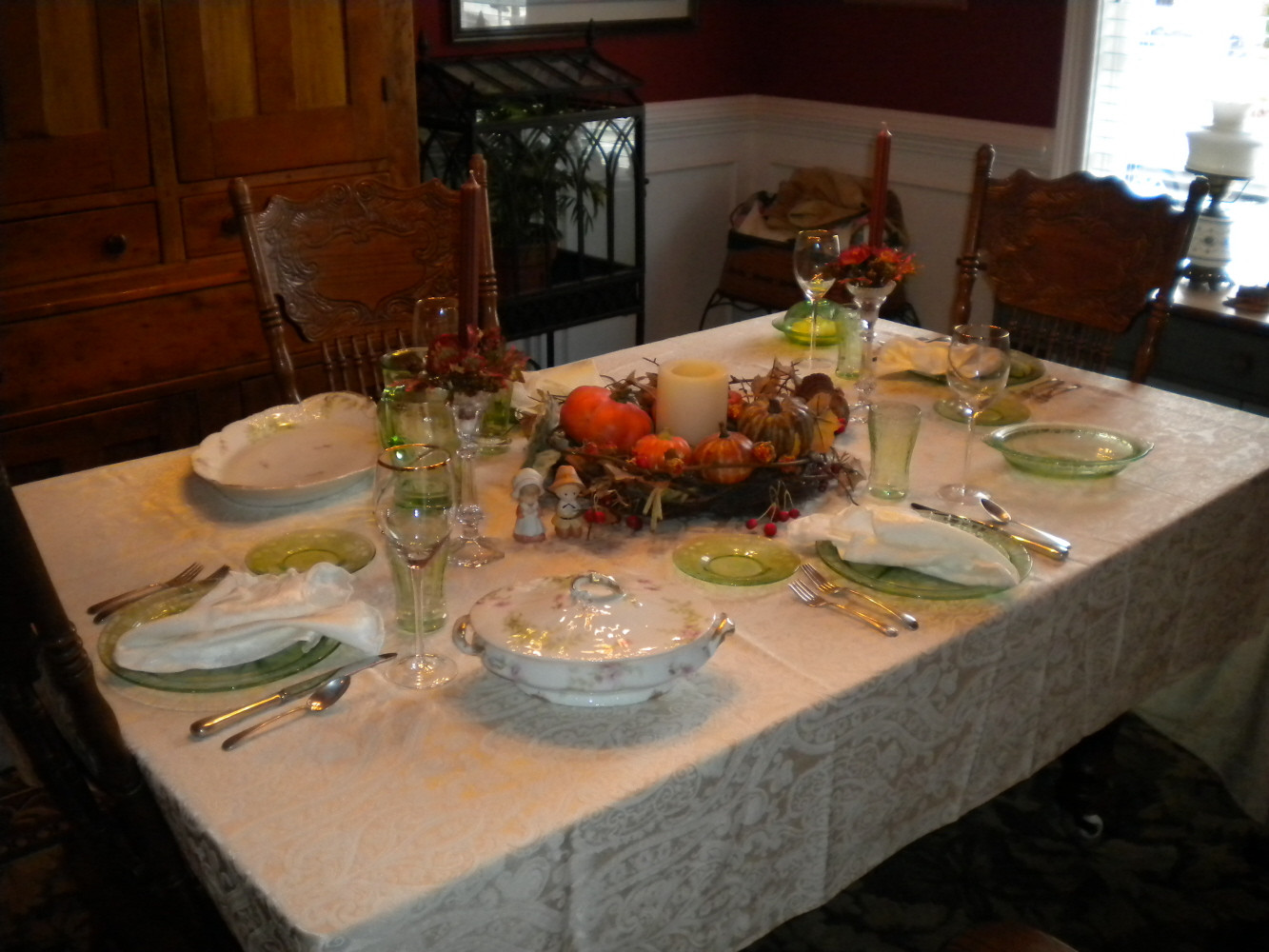 Thanksgiving Table Setting
 Sherri s Jubilee Thanksgiving Table Setting and Wedding