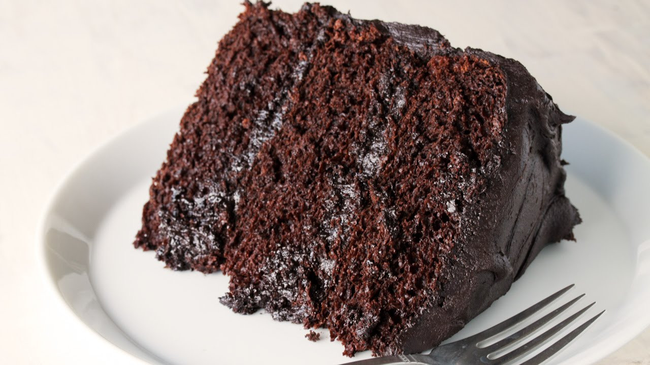 The Most Amazing Chocolate Cake
 How to Make the Most Amazing Chocolate Cake