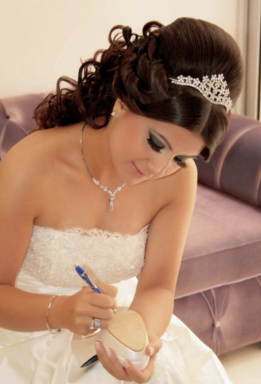 Tiara Wedding Hairstyles
 Wedding Hairstyles With Tiara 2014