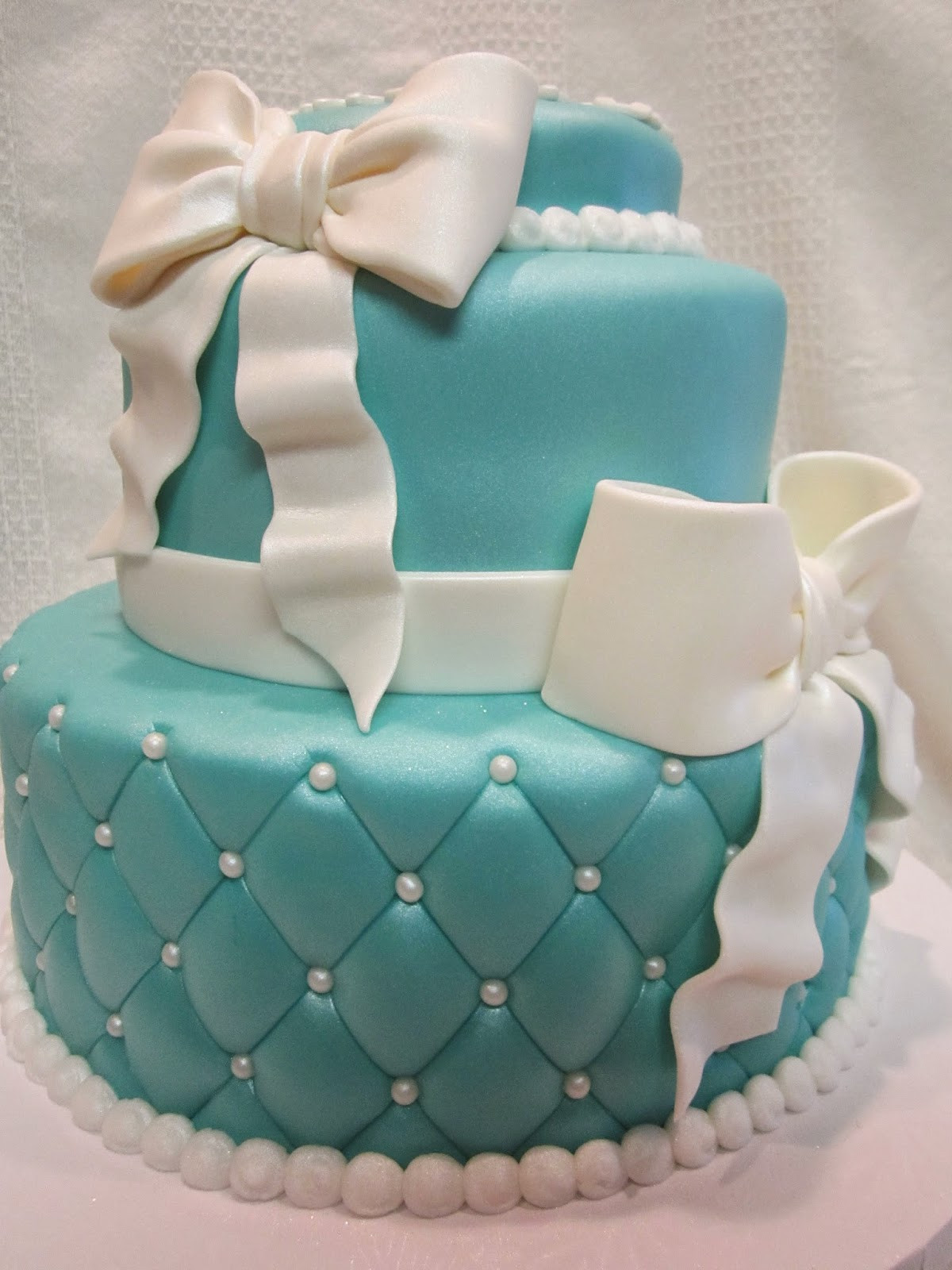 Tiffany Birthday Cake
 MyMoniCakes Bows & Pearls Tiffany Inspired Marley & Co