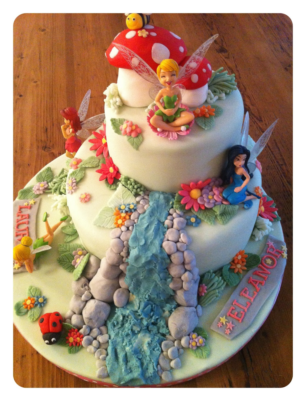 Tinkerbell Birthday Cake
 homebird Tinkerbell birthday cake
