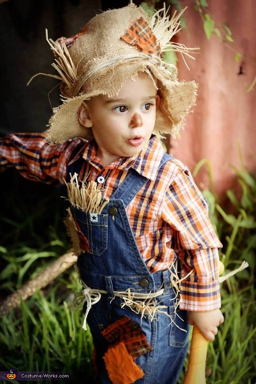 Toddler Scarecrow Costume DIY
 Cute Scarecrow Baby Costume 3 5