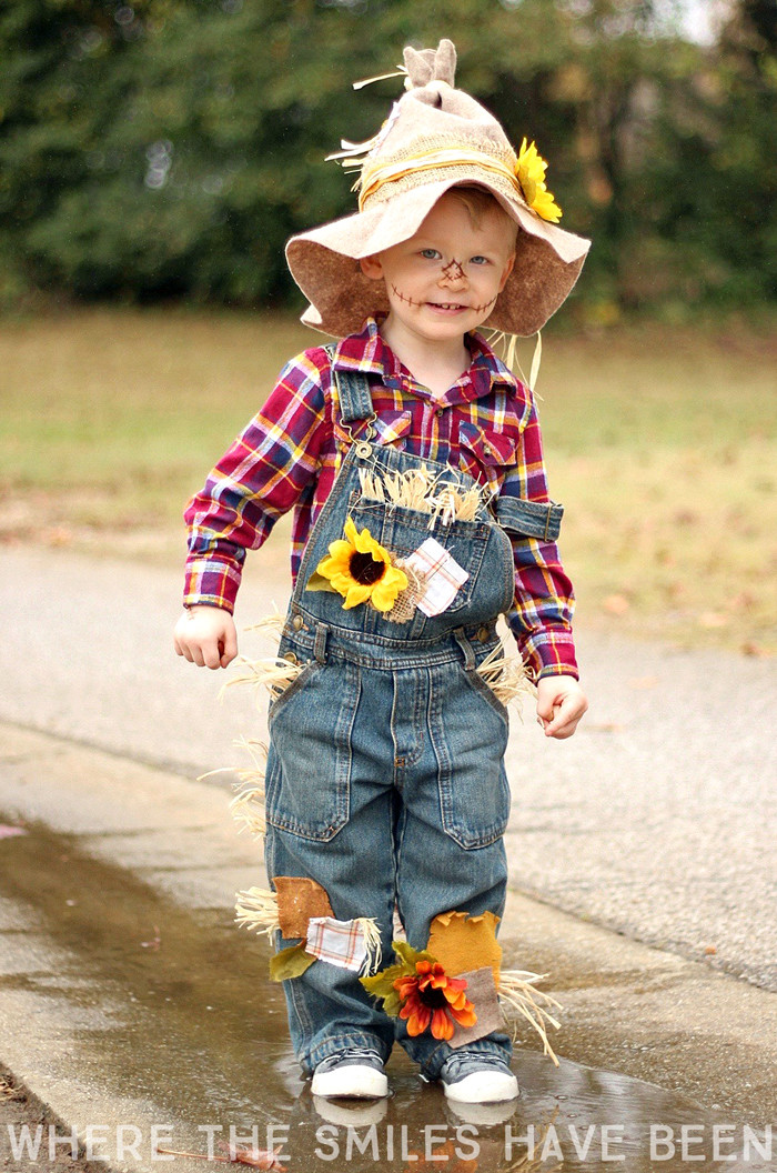 Toddler Scarecrow Costume DIY
 Easy & Adorable DIY Scarecrow Costume That s Perfect for