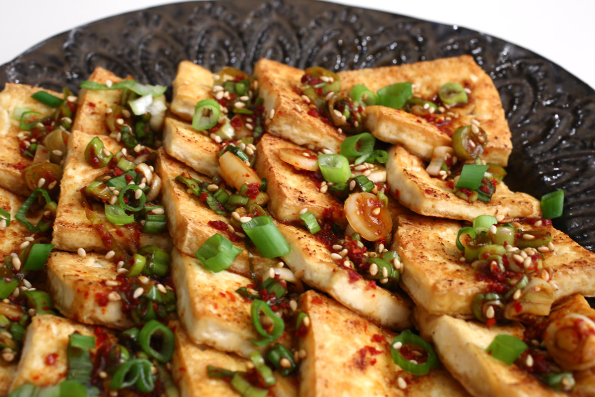 Tofu Sauce Recipes
 Pan fried tofu with spicy sauce Dububuchim yangnyeomjang