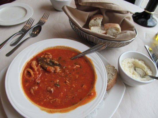 Tomato Based Seafood Stew
 Soup Countdown 4 Cafe Napoli s Cioppino