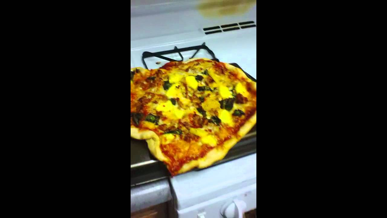 Tony Pepperoni Pizza
 Tony Pepperoni Pizza