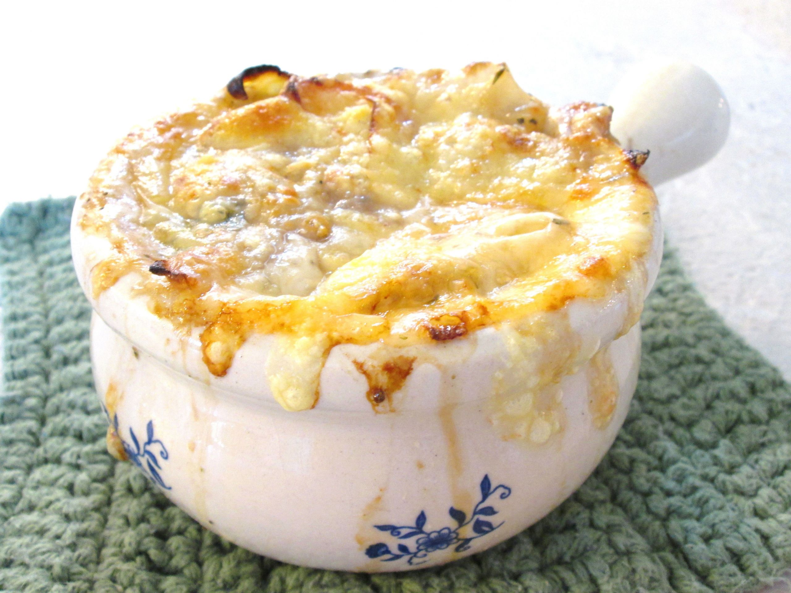Traditional French Onion Soup Recipes Gourmet
 Five ion French ion Soup