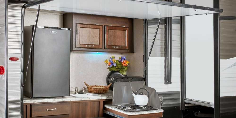 Travel Trailer With Outdoor Kitchen
 Top 9 Travel Trailers With Outdoor Kitchens Go Travel