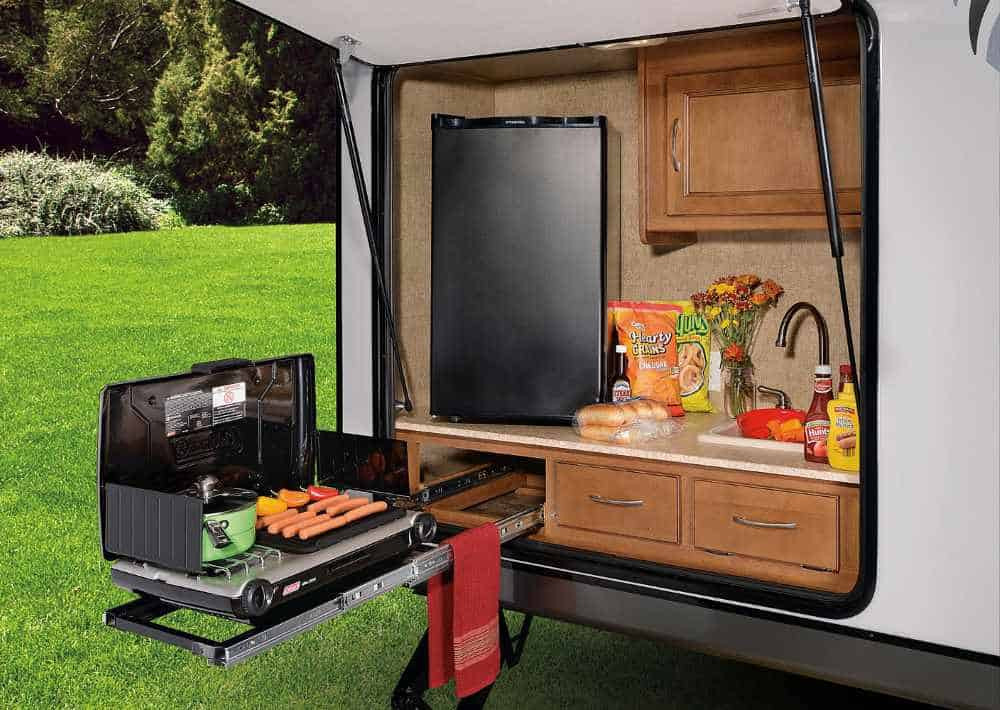 Travel Trailer With Outdoor Kitchen
 Top 9 Travel Trailers With Outdoor Kitchens – Go Travel