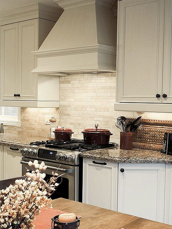 Travertine Tile Kitchen Backsplash
 Light ivory Travertine Kitchen Subway Backsplash Tile