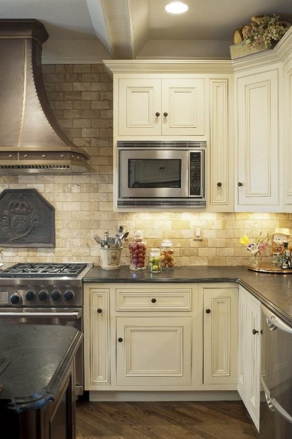 Travertine Tile Kitchen Backsplash
 Travertine tile backsplash ideas in exclusive kitchen designs