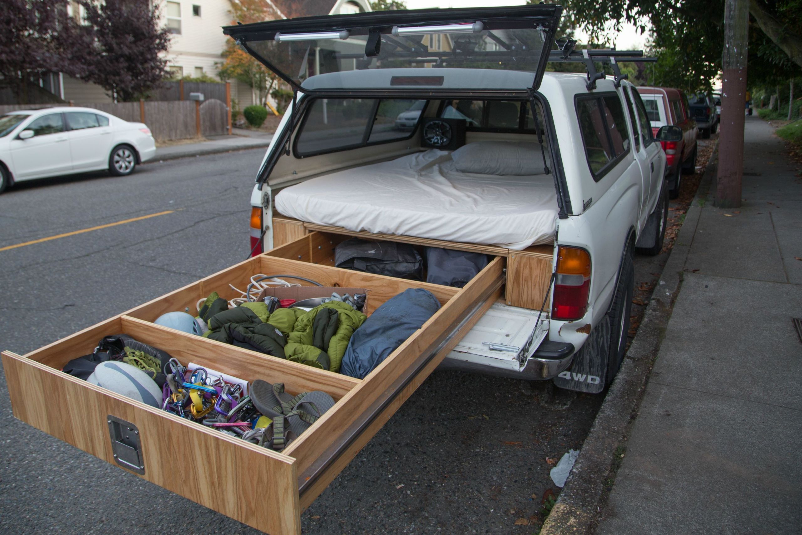 Truck Bed Organizer DIY
 What This Guy Put In The Back His Truck Made Me So