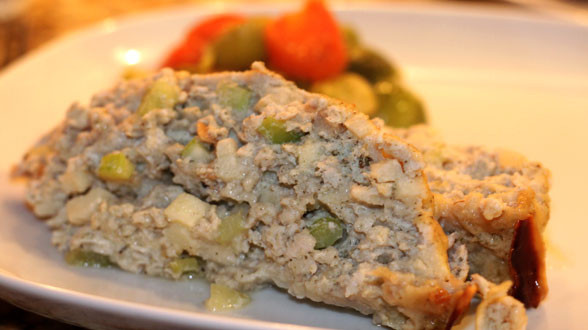 Turkey Meatloaf Recipe Rachel Ray
 Rachael Ray s Turkey and Stuffing Meatloaf BigOven
