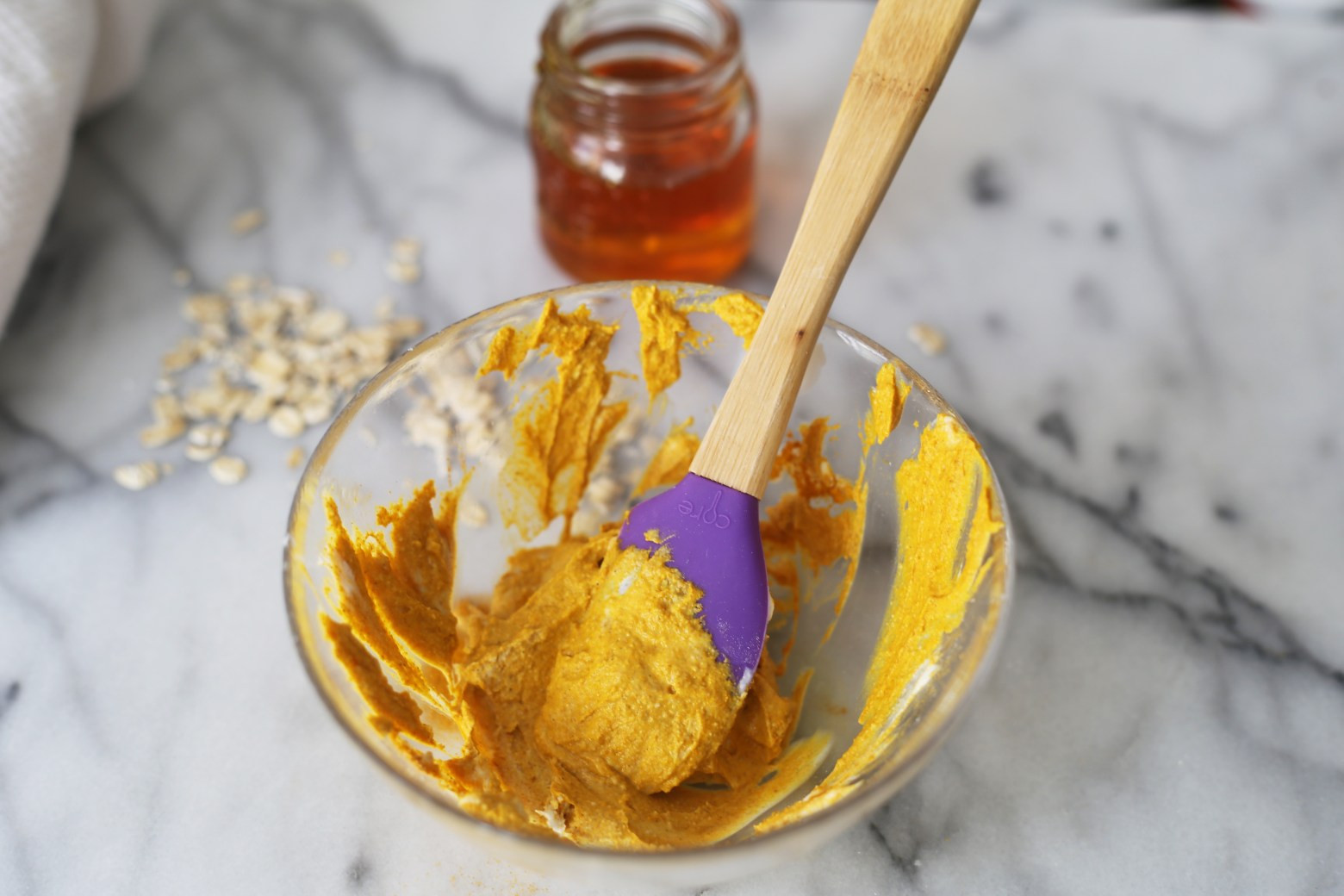 Turmeric Face Mask DIY
 This DIY Turmeric Face Mask is All You Need the Perfect Skin