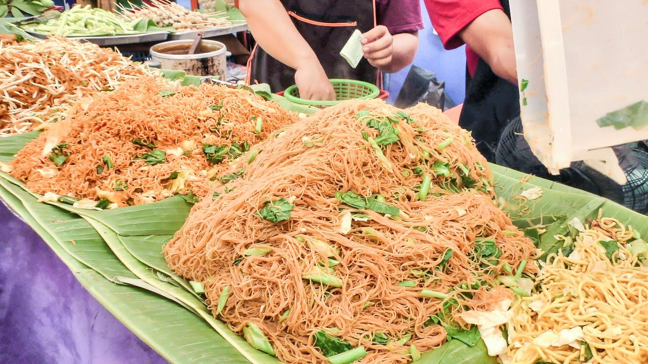 Types Of Thai Noodles
 Bangkok Street Food Cooking Five Types of Noodles
