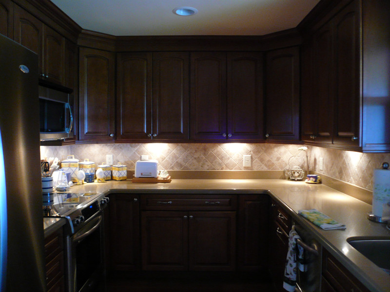 Under The Kitchen Cabinet Lighting
 Lights Under Kitchen Cabinets