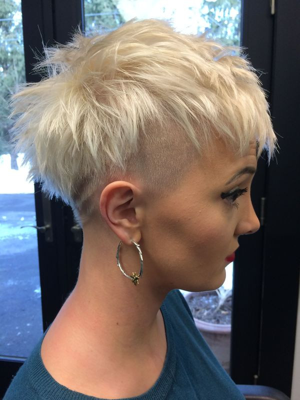 Undercut Hairstyle Women Short Hair
 40 Awesome Undercut Hairstyles for Women [January 2020]