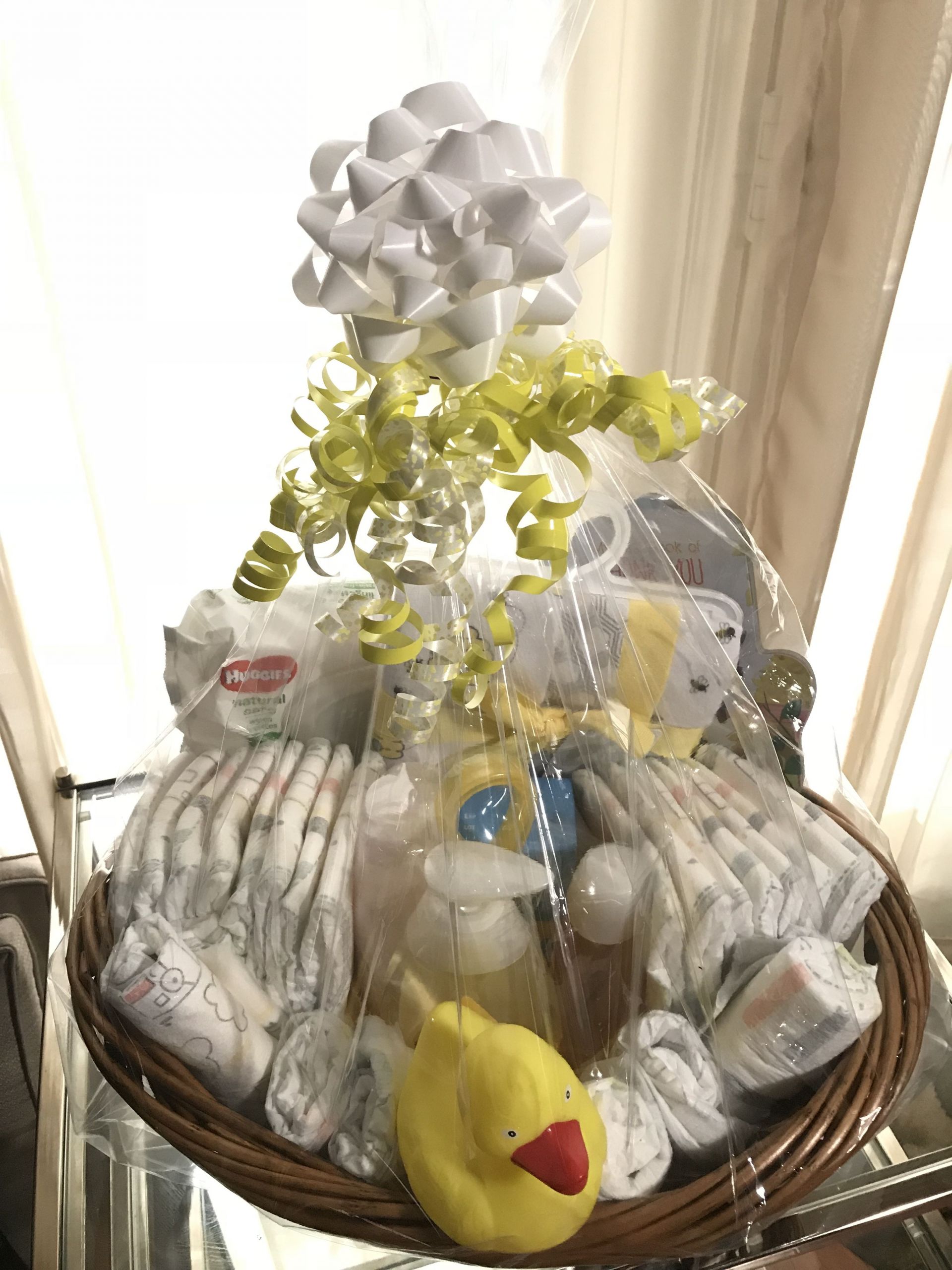 Unisex Gift Baskets Ideas
 Uni 👶 Baby Shower Gift Basket 🍼