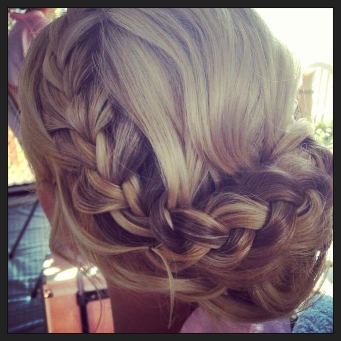 Updo Hairstyles For Wedding Bridesmaid
 32 Overwhelming Bridesmaids Hairstyles Pretty Designs