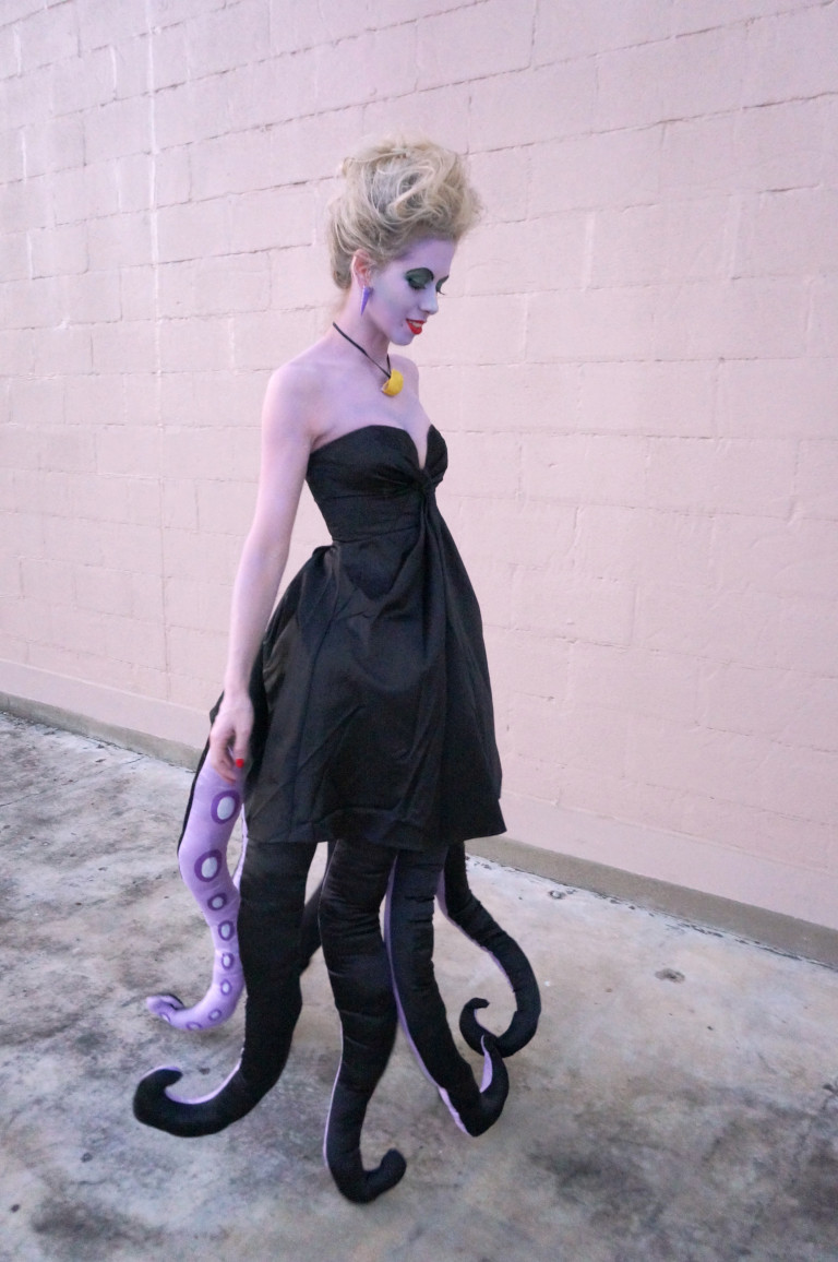 Ursula Costume DIY
 Ursula making waves – superholly
