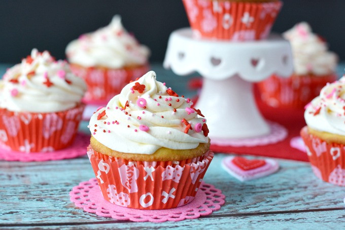 Valentine Cupcakes Recipe
 Valentine Cupcakes With Homemade Marshmallow Cream